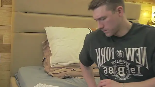 EthanPinkman's cam snapshot