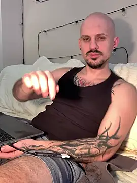 AssHunter4k's cam snapshot