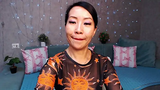 LiaPak's cam snapshot