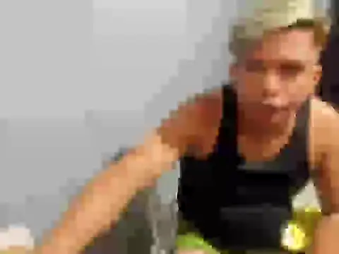 Clark_Asian's cam snapshot