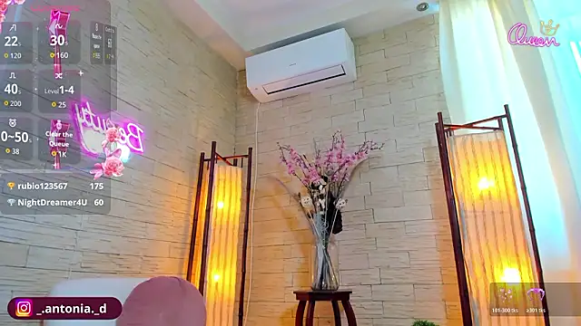 Bella_Posh's cam snapshot