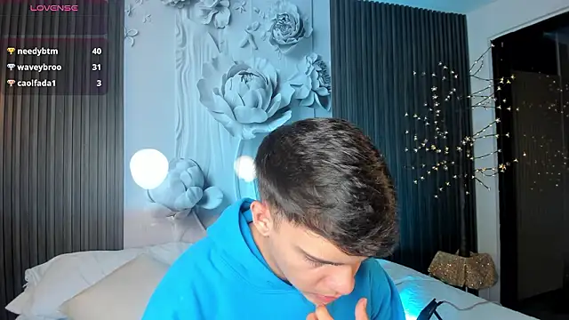 JacobRoberts1 live sex cam