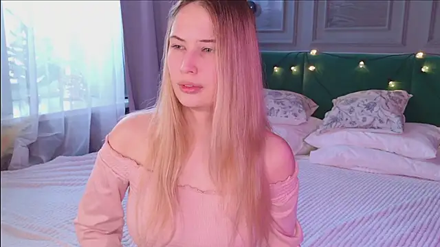 Sofii_Ly's cam snapshot