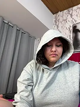 Larissa_Antonella live sex cam