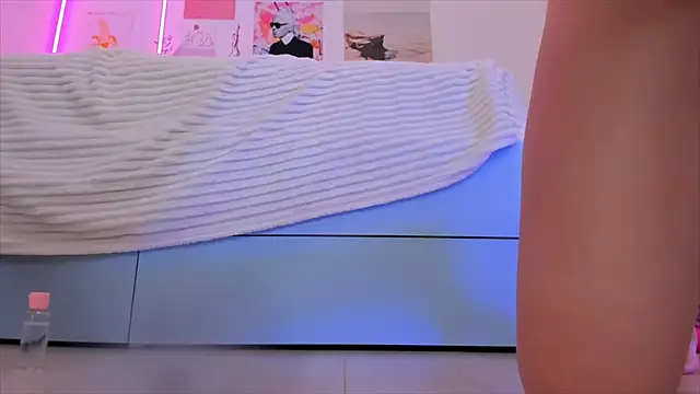 Lily_Young live sex cam