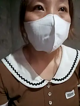 simi-lucy's cam snapshot