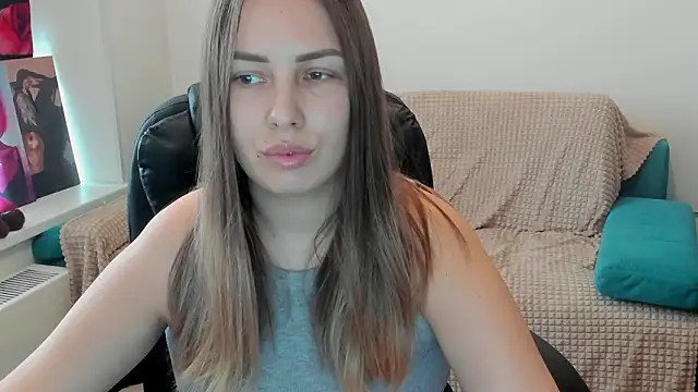 Mia_shy1's cam snapshot