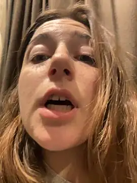 kate_nicepops123777's cam snapshot