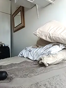 HappygalTheQueen live sex cam