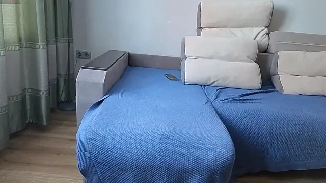 MilaaMilaa's cam snapshot