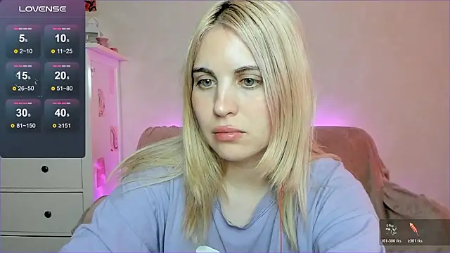 pawpaws's cam snapshot