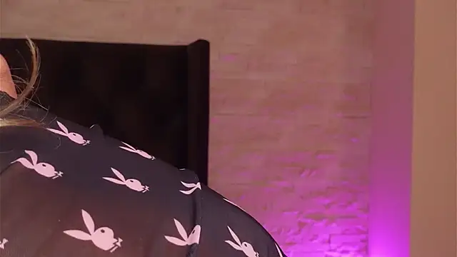 ClaraHazel's cam snapshot