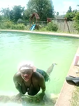 DarkCherryx's cam snapshot