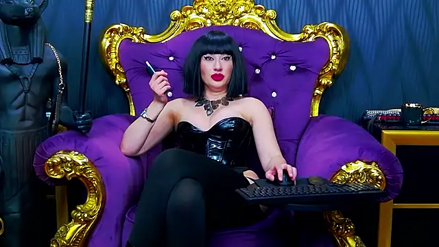 LaraMaeve's cam snapshot