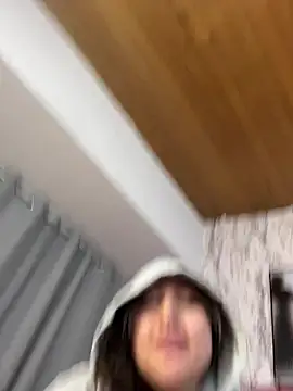 Larissa_Antonella's cam snapshot