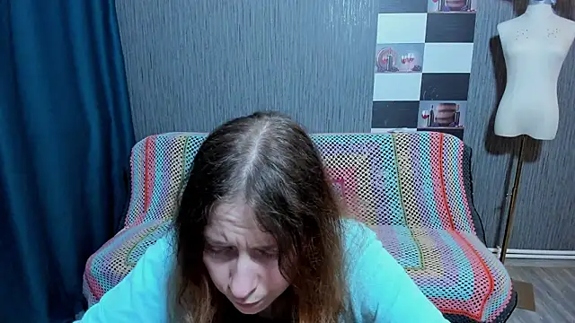 pa1e_pr1ncess's cam snapshot