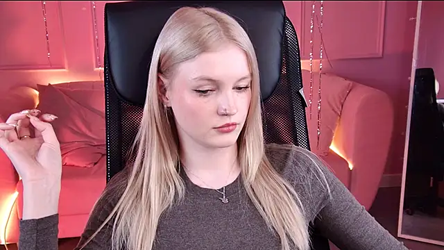 GraceGlamour's cam snapshot