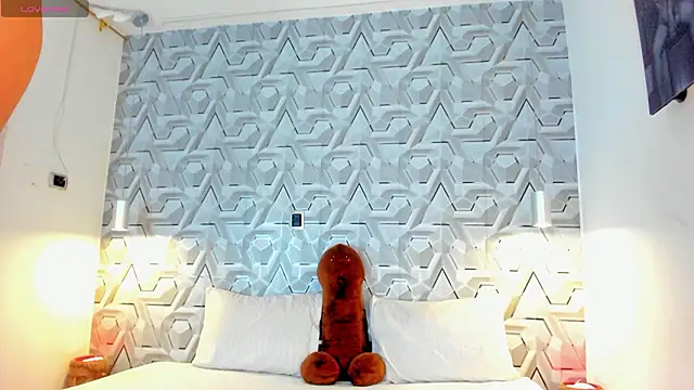 Sophiee_Hill's cam snapshot