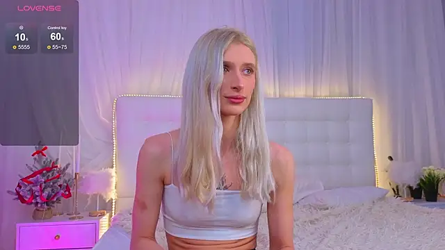 Monica_Leen's cam snapshot