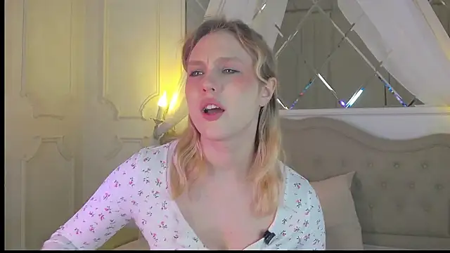 CaitlinSugar's cam snapshot