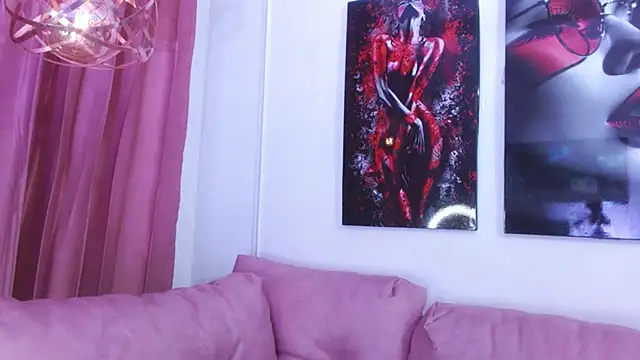 tael_novacs's cam snapshot