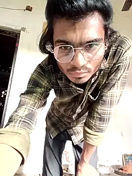 Yash_Sharma18's cam snapshot