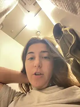 kate_nicepops123777's cam snapshot