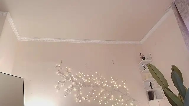 Courtney_C's cam snapshot