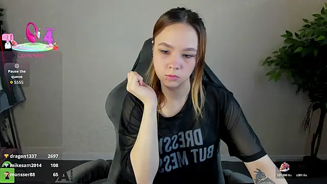 Lori_Blossom's cam snapshot