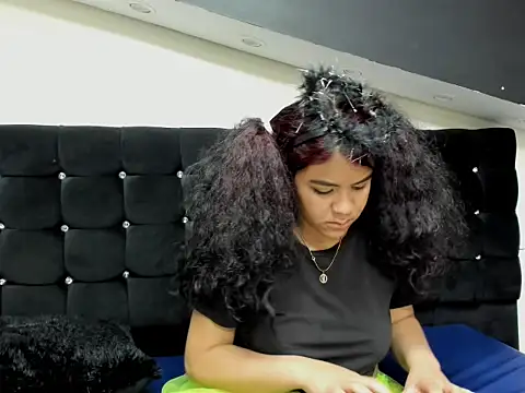 Ivy_Anderson_'s cam snapshot