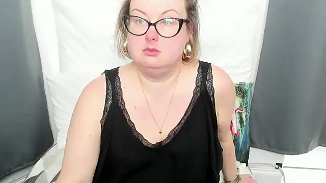 dirtyBonnie's cam snapshot