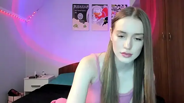 tinyglow's cam snapshot