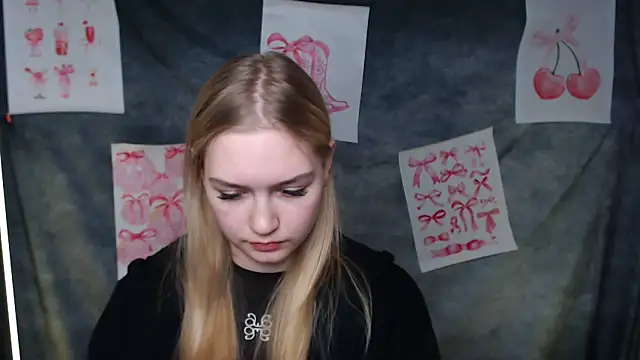 MademoiselleCl's cam snapshot