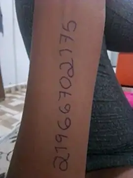 Camilanifeta's cam snapshot