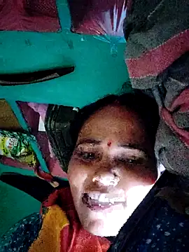 Pooja750's cam snapshot