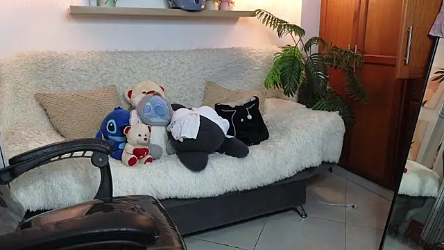 kathie_lozada's cam snapshot