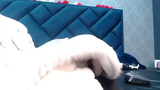 shanthal_bllizz's cam snapshot