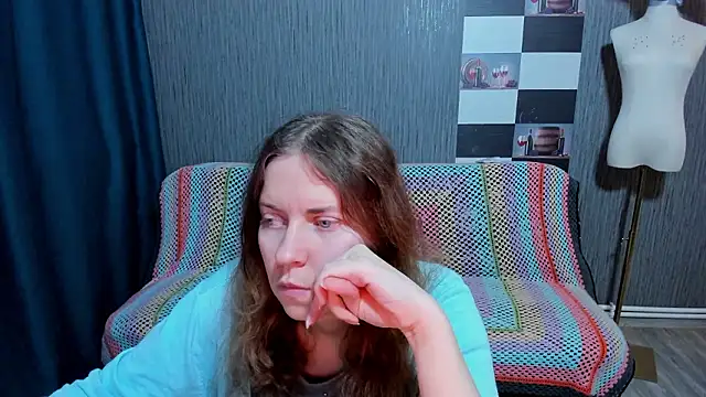 pa1e_pr1ncess's cam snapshot