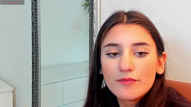 bad_dora's cam snapshot