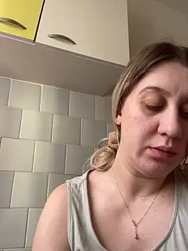 MissGinax's cam snapshot