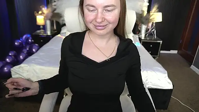 MiaRedFox live sex cam