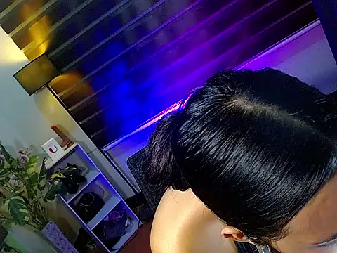 Bella_subhunterx live sex cam