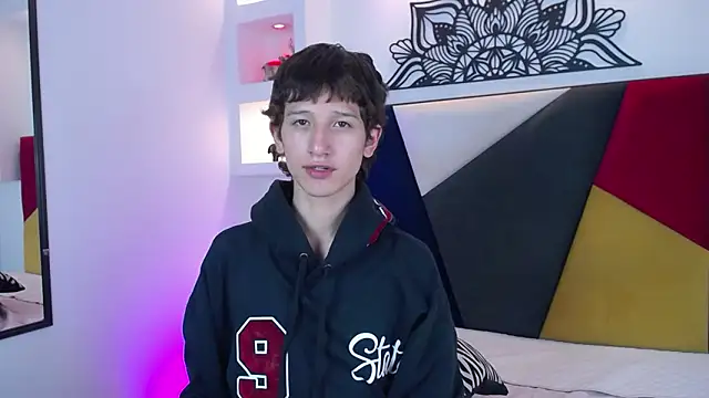 Emo_Boy_ live sex cam