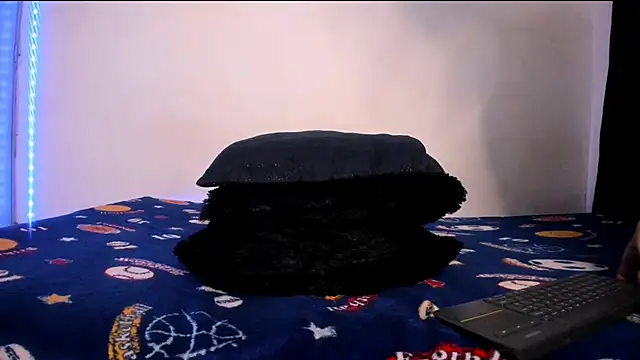 Samuel_Suarez live sex cam