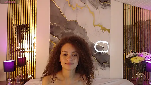 MiticaBrennet_'s cam snapshot