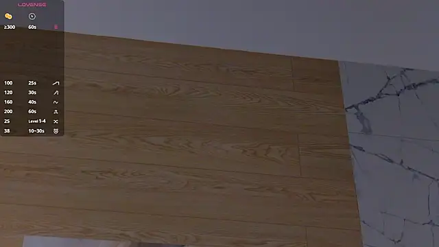 SandyShayes live sex cam