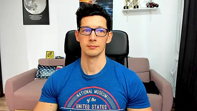 BrutusK08 live sex cam