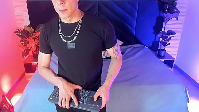 Dustin_Sonne's cam snapshot