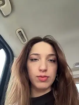 DollyTall's cam snapshot