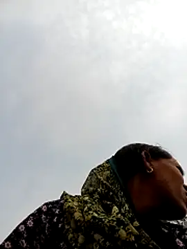 Cutsedi3's cam snapshot